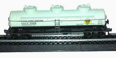 New Assembled Athearn HO Scale Ethel Corp 3 Dome Tank Car (1507-KD Couplers)