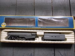 NIB AHM RIVAROSSI “HO” 4-6-4 HUDSON STREAMLINED J3a 5446 NYC STEAM LOCO & TENDER