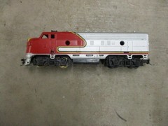 LIFE LIKE HO , Track Tested SANTA FE F7A with universal Mate A Matic couplers