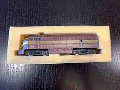 AHM 5027 Pennsylvania R.R. Fairbanks Morse Electric #9506 Locomotive HO With Box