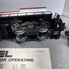 Lionel Trains Frisco U36B Diesel Engine Pair Item #6-8571 Powered & 6-8572 Dummy