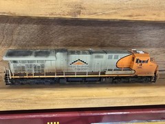 Scaletrains Navajo Mines pair weathered w DCC loksound. warbonnet atsf ns bnsf