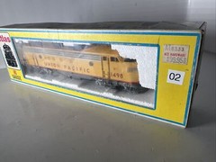 Atlas HO Scale Union Pacific F-9 #1498 C-9 in box