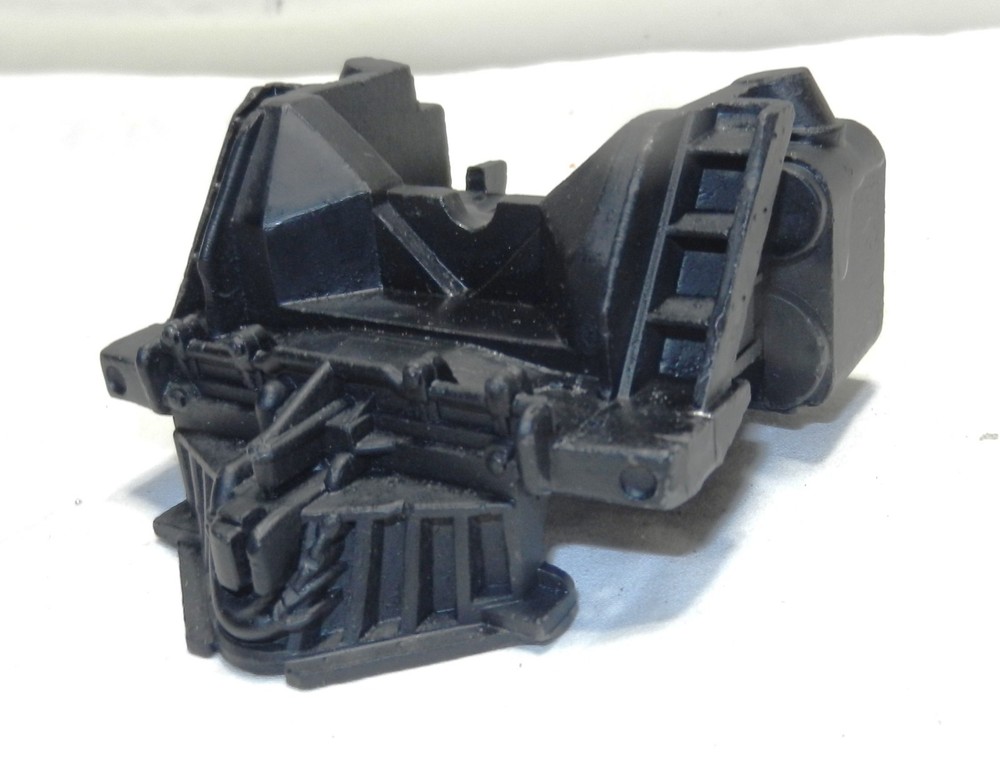 Lionel for 675 ? Steam Locomotive Front Pilot Steam Chest Cowcatcher Assembly