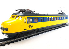 Lima HO 1:87 Dutch NS Railways MAT 54 DOGHEAD INTERCITY Multiple Unit + 2 Extra!