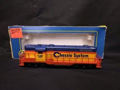 AHM ho scale Chessie system GP-18 locomotive #4301 🟢1018