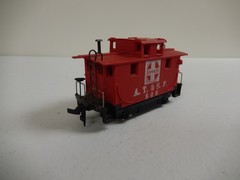 Bachmann HO Santa Fe Diesel & Mantua A.T. & S.F. 806 Caboose – No Box