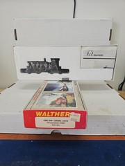 Walthers 932-1351 PRR Pennsylvania SW1 Diesel Locomotive #5987 HO SCALE SEALED
