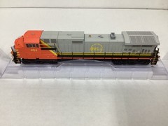 Athearn Genesis #G1208 HO scale “QNS&L” Dash 9-44CW DCC ready Rd. #404