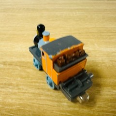 Bash – Thomas the Tank & Friends Take N Play Along Diecast Metal Push Trains