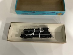 Athearn HO #4004 SR Southern RR “2400” SW-1500 Diesel Switcher Loco