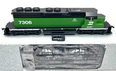 HO KATO 37-01J EMD SD40 BURLINGTON NORTHERN (WHITE CAB) BN # 7306