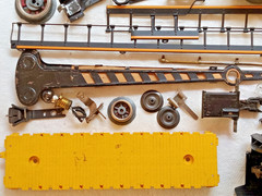 LIONEL TRAIN LINES STEAM ENGINE SCRAP BIN JUNK LOT FOR PARTS REPAIR RESTORATIONS