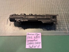 American Flyer S Train 322 LOCOMOTIVE SHELL w/ S.I.T. SMOKE TUBE INSIDE Lot H