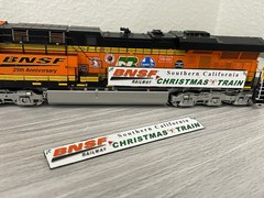 Custom HO Scale 3D Printed Part Locomotive Banner for Handrails – BNSF Christmas