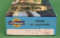 Athearn #4710 GP40-2 CSX Powered Locomotive – New Old Stock