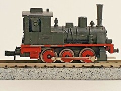VINTAGE AURORA 4863 POSTAGE STAMP N SCALE GAUGE 0-6-0 LIL DONKEY LOCOMOTIVE