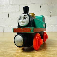 Gina – Thomas The Tank Engine & Friends Wooden Railway Trains