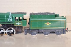 TRIANG HORNBY R861 BR GREEN 2-10-0 CLASS 9F LOCOMOTIVE 92220 EVENING STAR 1om