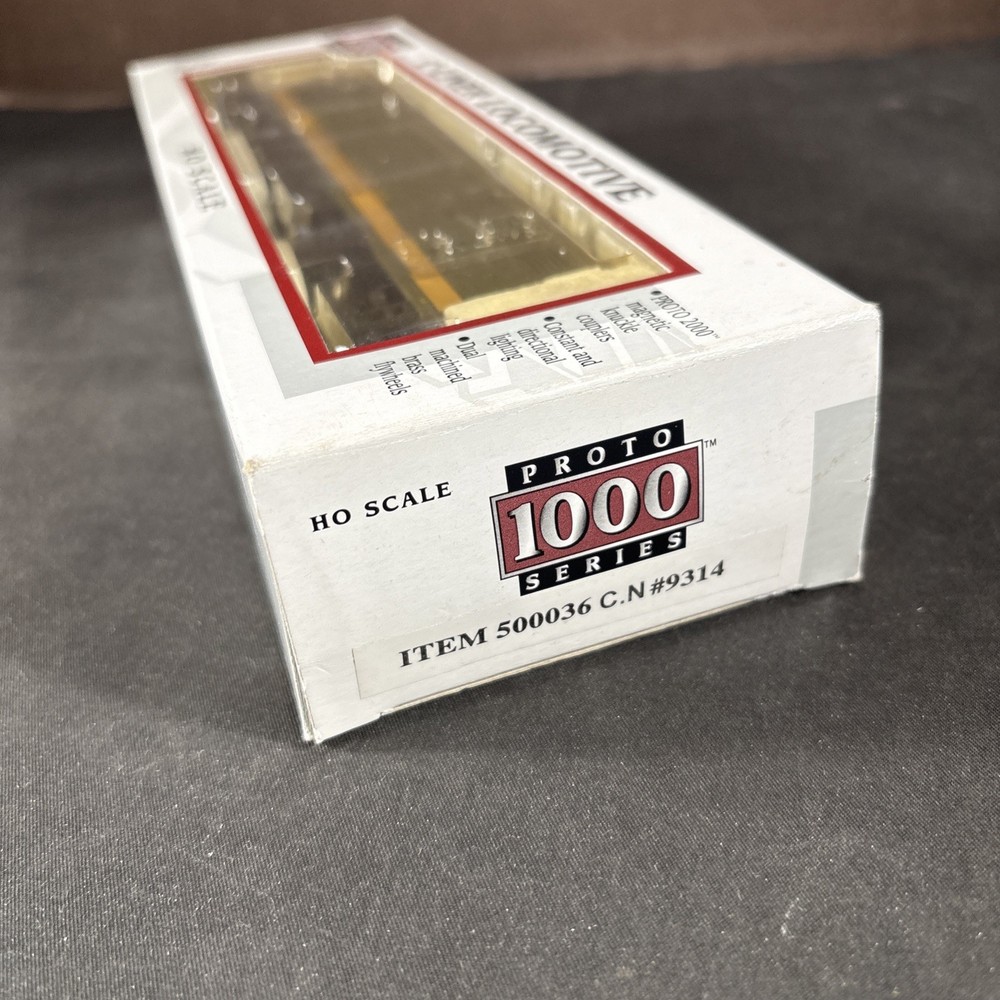 PROTO 1000 # 500036 HO SCALE C.N. C-LINER A UNIT POWERED DIESEL LOCO #9314