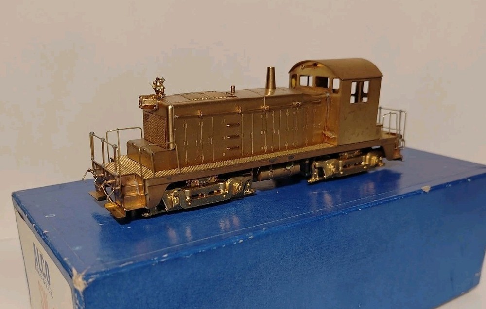 ALCO Models Brass HO SW-1 Diesel Switcher D-140 Unpainted Made In Japan
