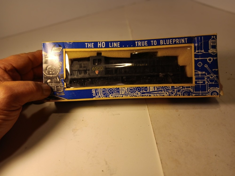 AHM 5131 HO PRR Alco RS-2 Diesel #6500/Box 6500 Pennsylvania