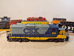 HO Lot of 12 – Working Walthers CSX Loco, DT&I Hoppers, Plus Cars Parts Pieces