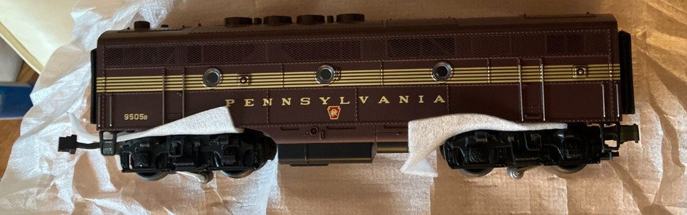 MTH 20-2054-3 Pennsylvania F3 Powered B-Unit NIB #9505a