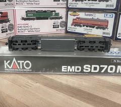 KATO N EMD SD70M Union Pacific #4839 Analog DC Diesel Locomotive