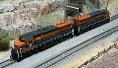 N Scale Kato SD45 Custom Painted Great Northern GN “Hustle Muscle” MTL Couplers