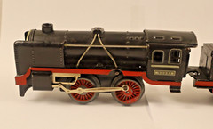 Vintage WWII Era Clockwork O Gauge US-Zone Germany #40281 Locomotive w/ Tender