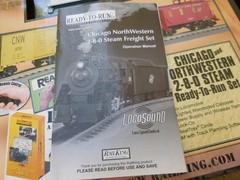 Rail King Ready to Run O Gauge Train Chicago Northwestern Set w Extra Track NICE