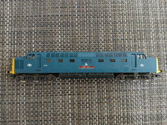 Vintage OO/HO scale Lima Italy Blue Class 55 Deltic Yeomanry Diesel Locomotive