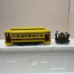 Vintage Tyco HO Scale Main Street 65 Trolley Car And Hand Trolley