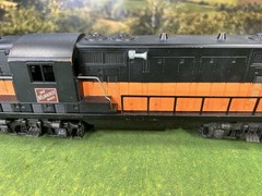 LIONEL POSTWAR 2338 MILWAUKEE ROAD GP7 DIESEL LOCOMOTIVE O GAUGE TESTED C-7
