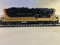 LIONEL Service Station Set 6-1672 Northern Pacific GP-9 – O Gauge – 1976 C8+