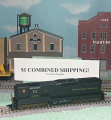 HO SCALE SD-9 DIESEL LOCOMOTIVE PENNSYLVANIA; ATHEARN Ki0709-1