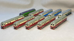 Aurora China Railway DF4D Diesel Locomotive (DC) – N scale