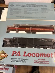 *PROTO 2000 HO SCALE #21662 GM&Q #290 PA LOCOMOTIVE w/ MARS LIGHT NIB