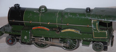 HORNBY O GAUGE CLOCKWORK 3C ‘FLYING SCOTSMAN’ LOCOMOTIVE IN GREEN LNER LIVERY
