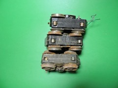 3) LIONEL O-27 GAUGE MOTOR LOCOMOTIVE – PARTS REPAIR