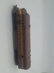 Model Power 912 HO PRR EMD E7 Diesel Loco Cab #5772 LN 12244
