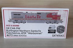 ScaleTrains HO GE C44-9W BNSF Santa Fe Warbonnet #670 DCC&Sound (mid-2000s) NEW