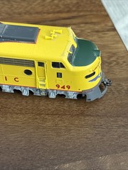 Life Like HO E9 Union Pacific #949 UP Yellow Green Tested