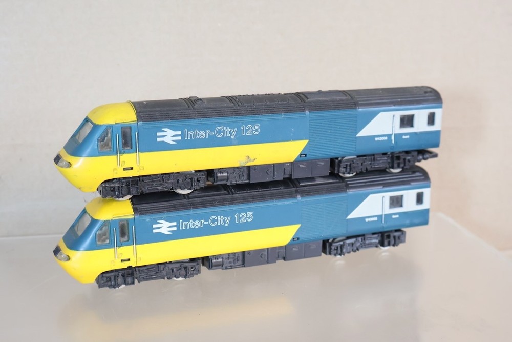 HORNBY R069 REPAIR BR INTERCITY 125 CLASS 43 HST DIESEL LOCO 2 CAR SET W43002 om