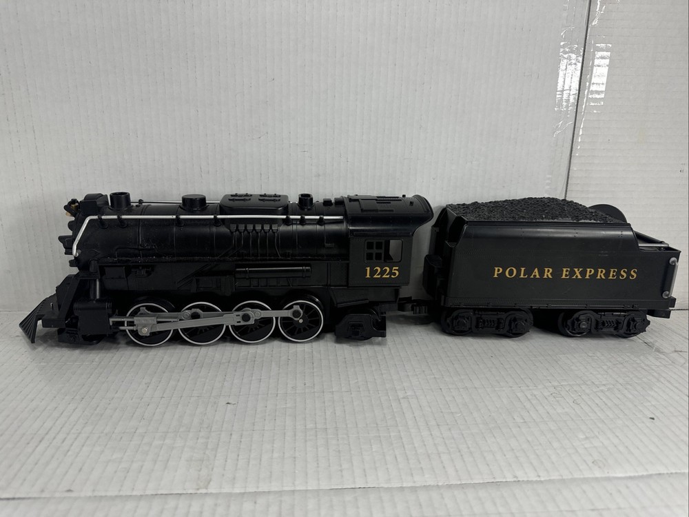 Lionel G Gauge 2-8-2 Battery Operated Steam Locomotive Polar Express #1225
