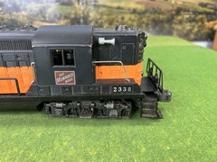 LIONEL POSTWAR 2338 MILWAUKEE ROAD GP7 DIESEL LOCOMOTIVE O GAUGE TESTED C-7