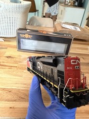 MTH HO Canadian National CN #8010 SD70M-2 Proto-Sound DC 80-2027-1
