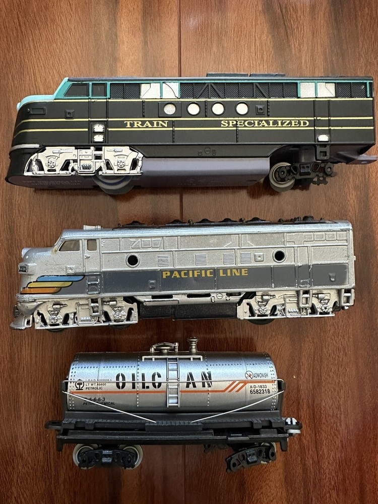 Toysmith Pacific Line Pull Back, Playmaker Toys Specialized Locomotive & Tank