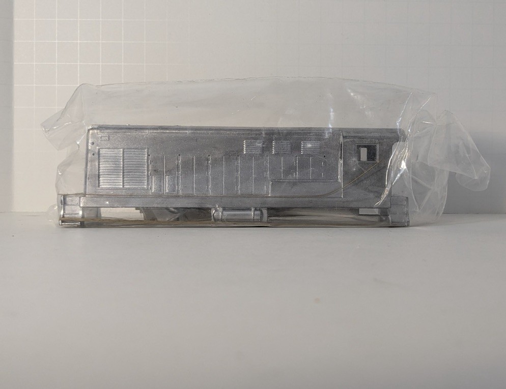 CARY LOCOMOTIVE WORKS HO DIESEL BODY FM H-10-44/H-12-44 FOR ATHEARN HOBBYTOWN